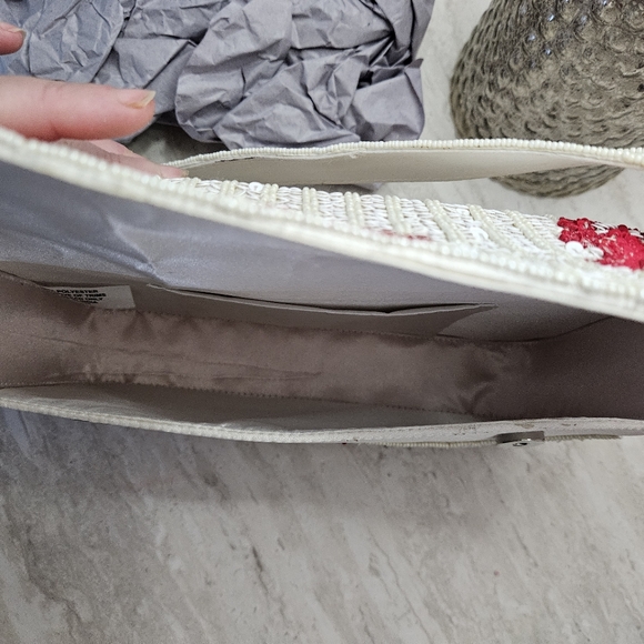 Viral Handcrafted in India Beaded Lobster Shoulder Bag 🦞 NWT - Picture 6 of 9